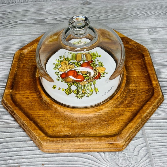 Vintage Goodwood teak / ceramic cheese & cracker tray with glass dome cloche - Picture 1 of 11